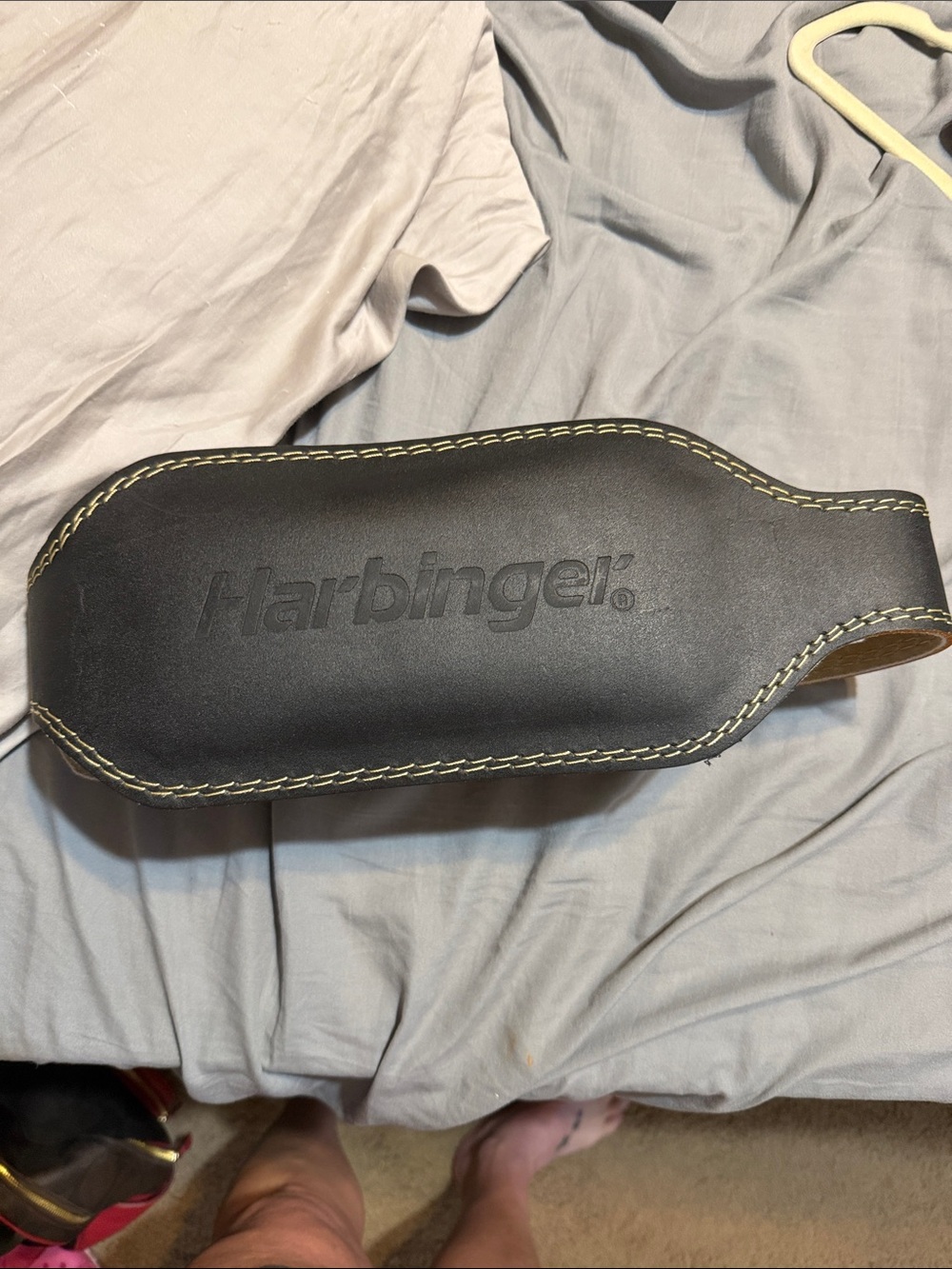 Harbinger Men's Black Leather Weightlifting Belt with Contrast Stitching
